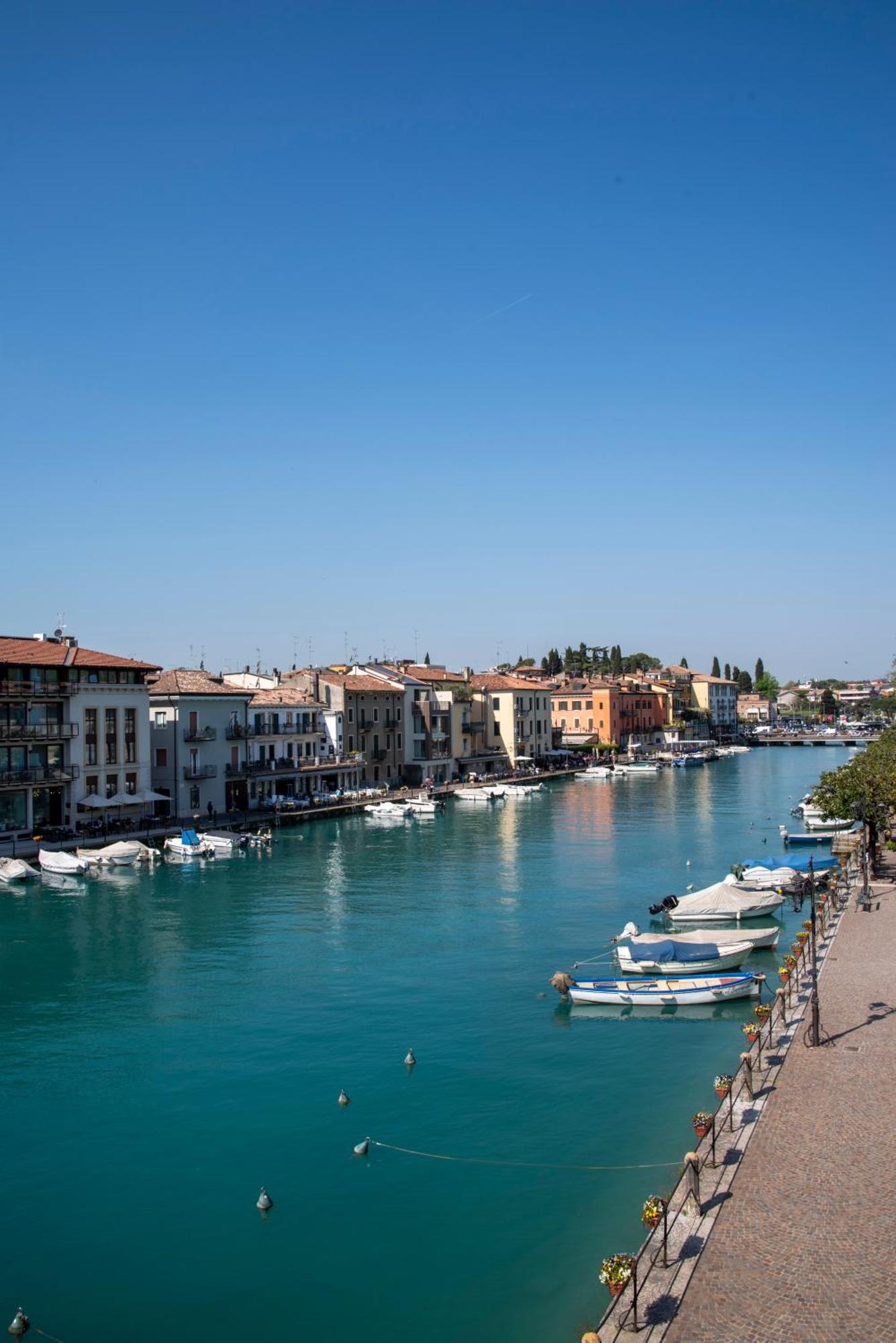 Palazzo Cordigero - Apartments Peschiera del Garda Exteriér fotografie